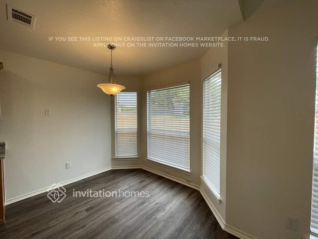 Building Photo - 7414 Bryn Mawr Dr