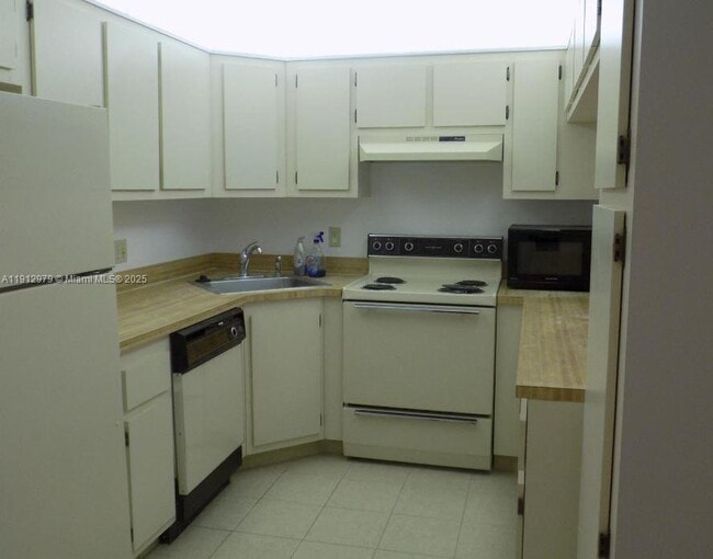 Foto del edificio - 824 Sky Pine Way