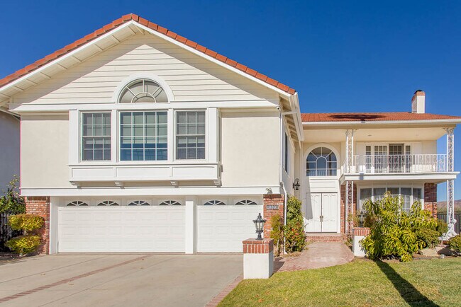 Foto del edificio - 18301 Hampton Ct