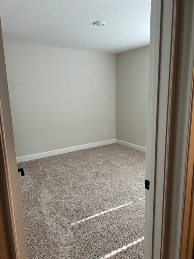 Building Photo - 1205 Ginsburg Ln