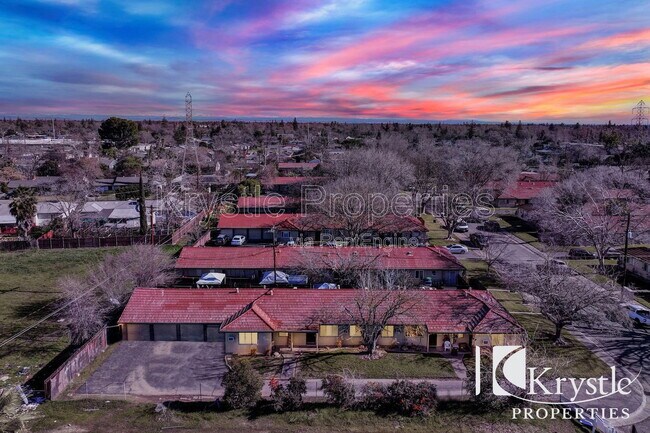 Foto del edificio - 2021 Red Robin Ln