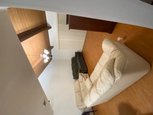 Foto del edificio - 10331 Lindley Ave