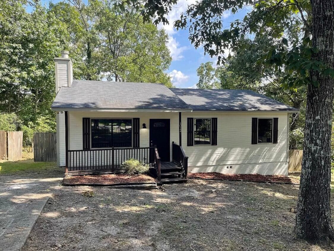 1012 Elm St, Moody, AL 35004 House for Rent in Moody, AL