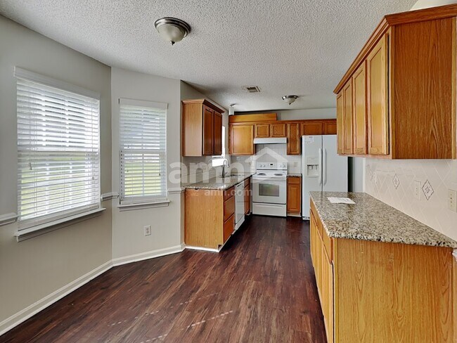 Foto del edificio - 11610 Hidden Grove Trail