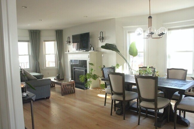 Building Photo - 11 Silvey Pl