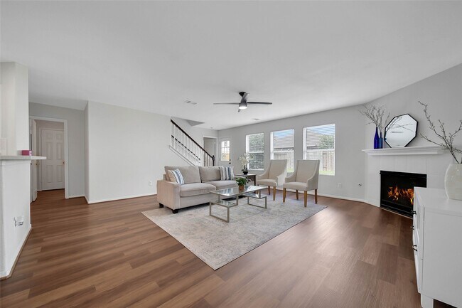 Building Photo - 3022 Madison Elm St