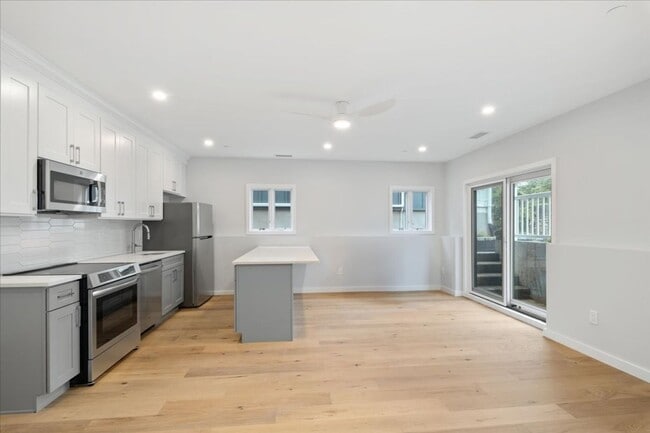 Photo - 46 Hudson St Apartment