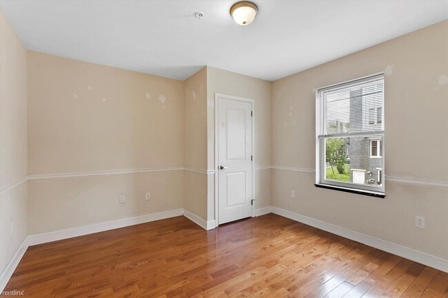 Foto del edificio - 3 br, 3 bath Triplex - 1708 CECIL B MOORE ...