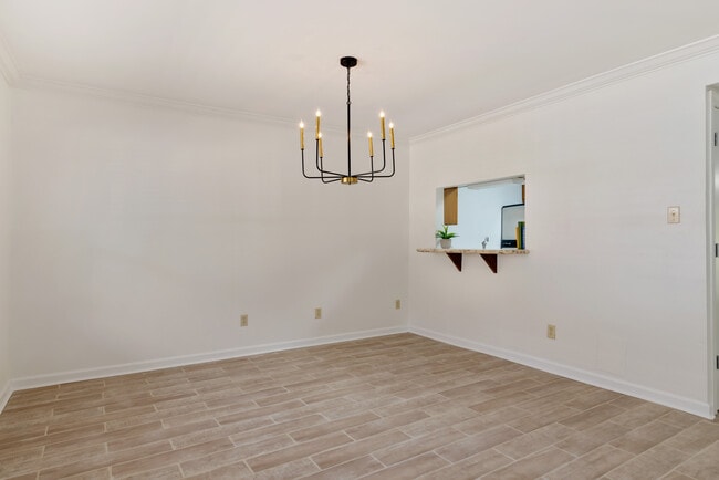 Dining Area - 112 Hillside Dr