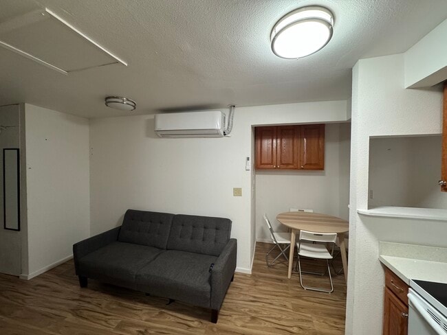Foto del edificio - 1650 SW 114th St