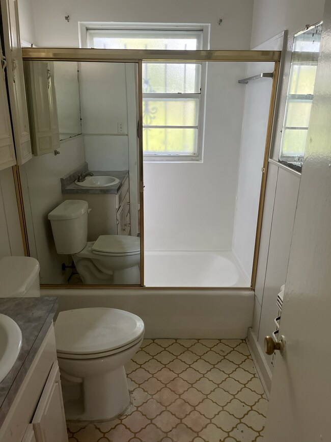 Foto del edificio - 3028 Glenwick St