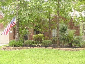 Building Photo - 6 Windfern Pl