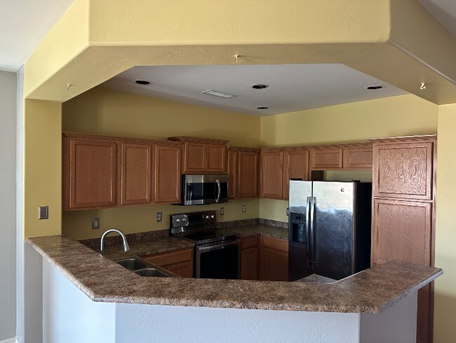 Foto del edificio - 25591 W St Catherine Ave
