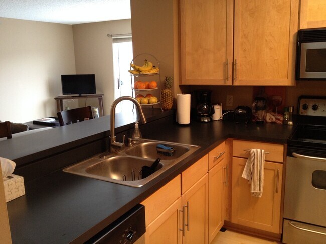 Foto del edificio - 6155 Chasewood Pkwy