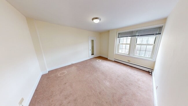 Foto del edificio - 1401 Beacon St