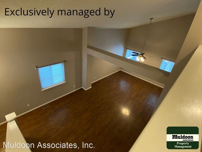 Foto del edificio - 4 br, 3.5 bath House - 5961 Desoto Dr