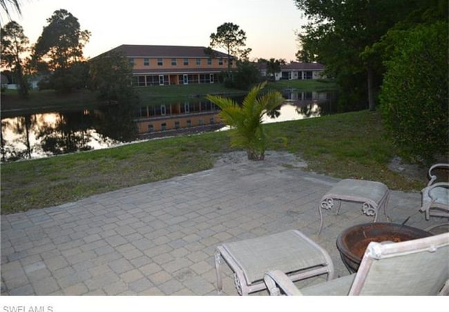 Building Photo - 26560 Southern Pines Dr