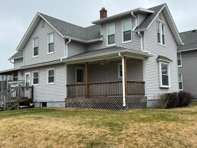Frente de la casa - 1529 15th Ave