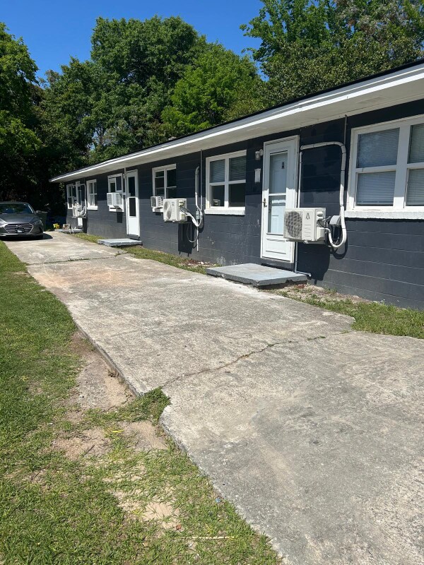 Foto principal - 2455 Gervais St