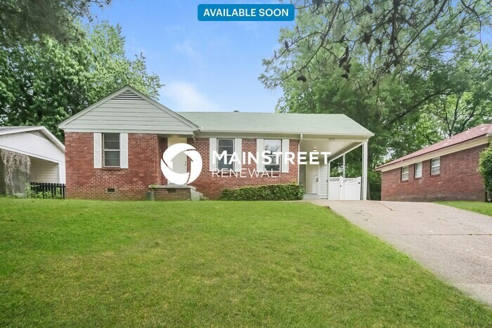Foto principal - 4 Bedroom Pet-Friendly Home in Memphis, TN...