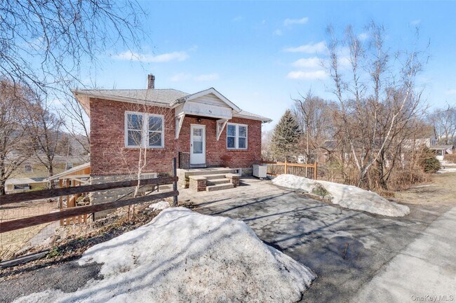 Foto del edificio - 44 Cedar Ave