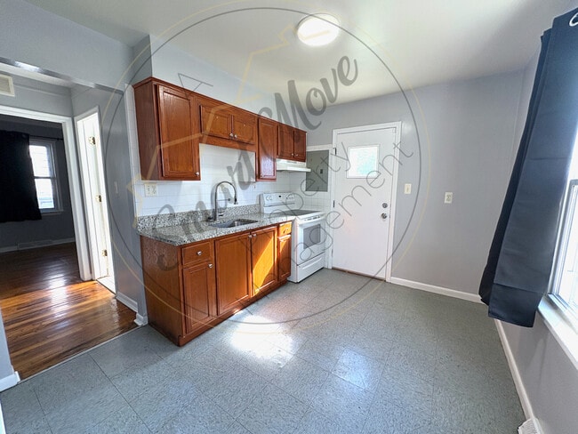 Foto del edificio - 22730 Sharrow Ave