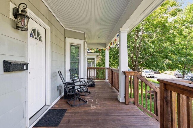 Foto del edificio - 3023 Dupont Ave S