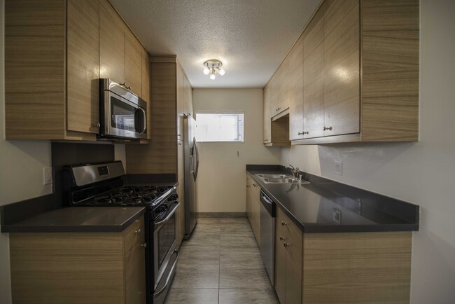 Foto del edificio - 3519 Clarington Ave