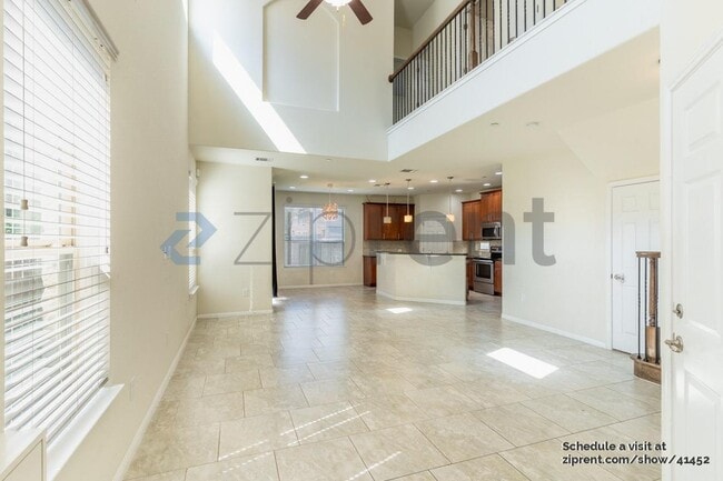 Foto del edificio - 3240 E Whitestone Blvd