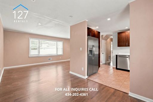 Building Photo - Spacious 4-Bedroom Single Family home with Large Backyard & Ample Storage