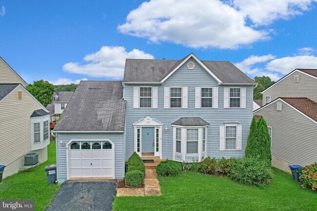 Foto del edificio - 16 Varone Dr