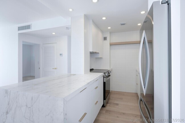 Foto del edificio - 2800 N Flagler Dr