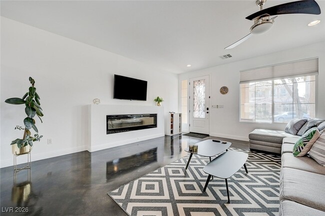 Building Photo - 5556 Dancing Fox Ct