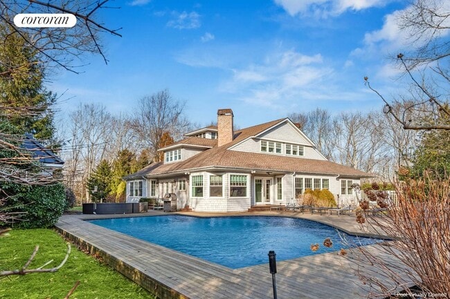 Foto del edificio - 3368 Noyack Rd