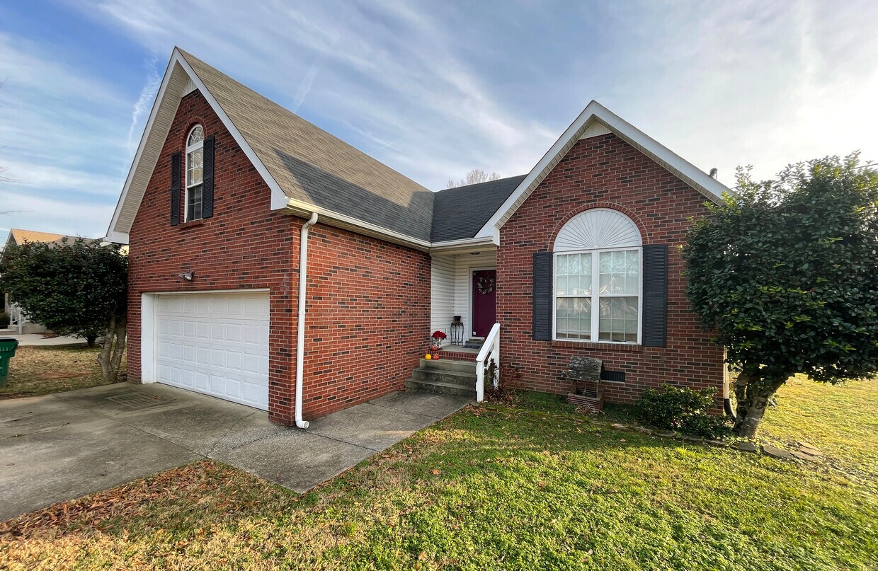 900 Avery Green Ct, Old Hickory, TN 37138 House Rental in Old Hickory, TN