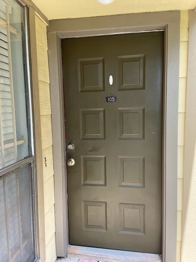 Foto del edificio - 8299 Cambridge St