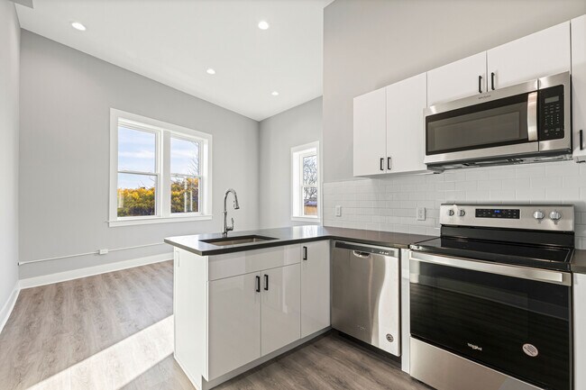 Foto del edificio - 47 Beekman Ave