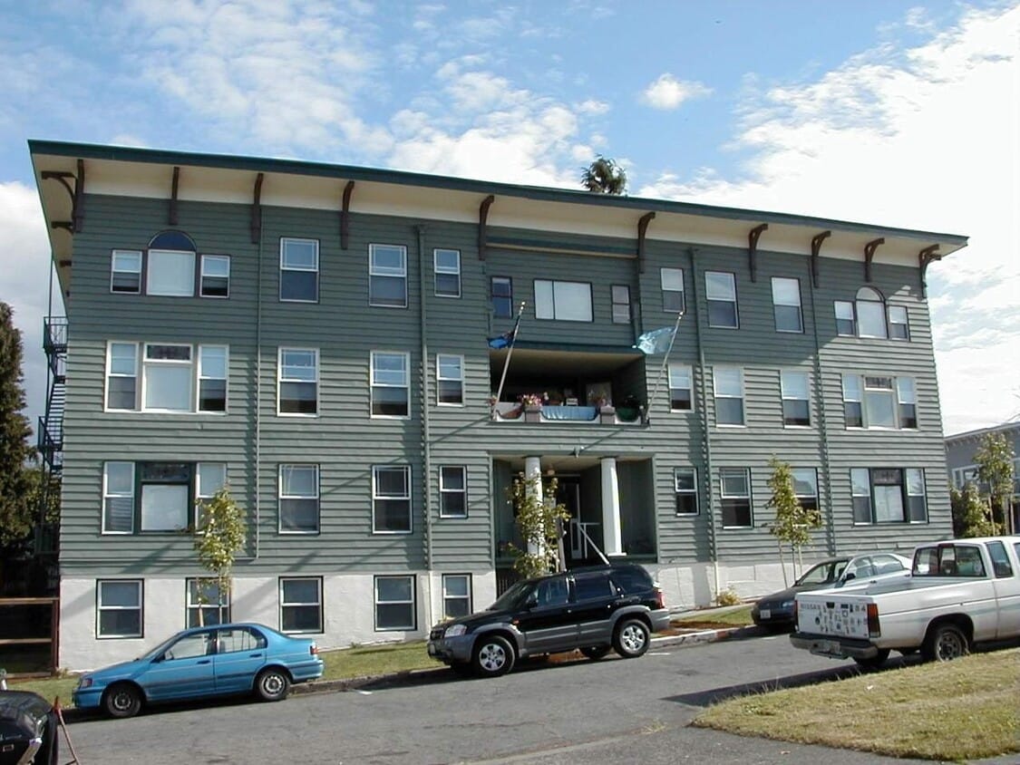 Building Photo - 816 S 8th St