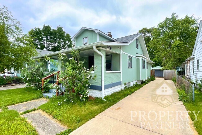 Photo - 4929 Kingsley Dr House