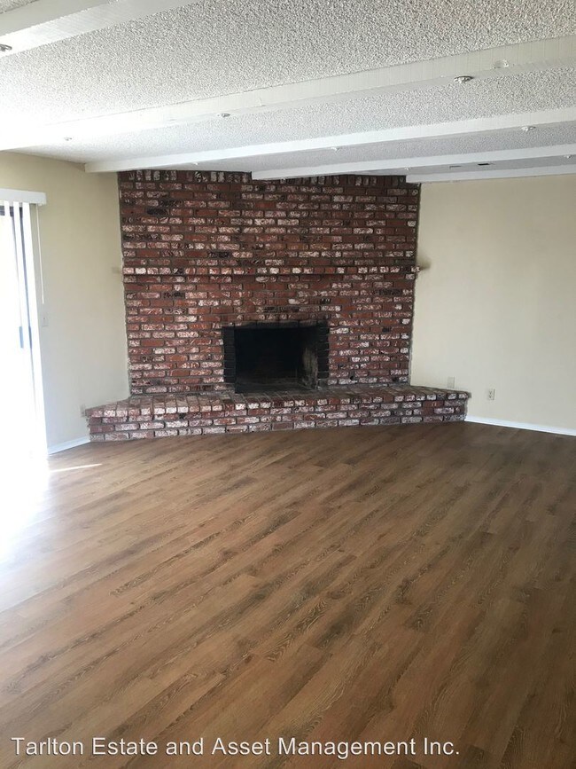 Foto del edificio - 4 br, 2.5 bath House - 1568 N. Locan Ave