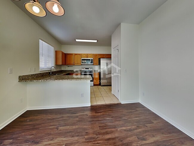 Foto del edificio - 7220 Grand Cascade Point