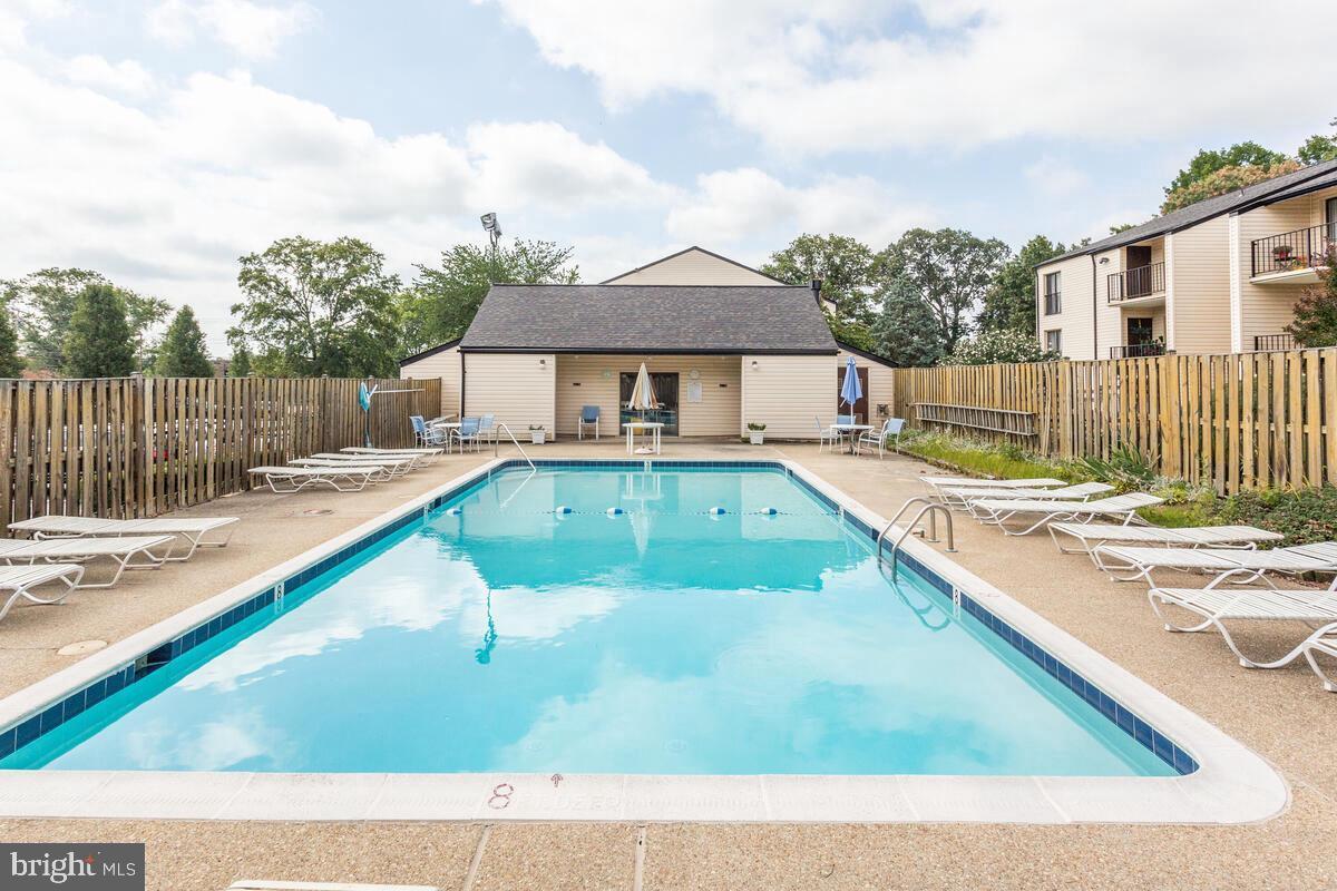 Primary Photo - 2574 Riva Rd