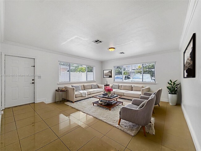 Foto del edificio - 508 SE 9th Ct