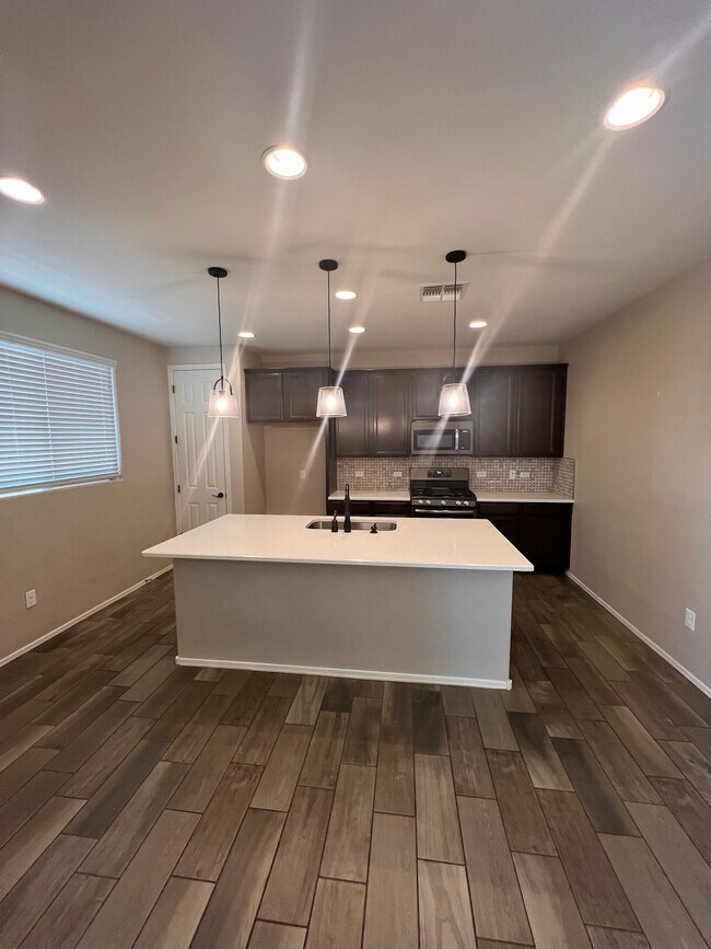 Building Photo - 16023 S Camino Casal