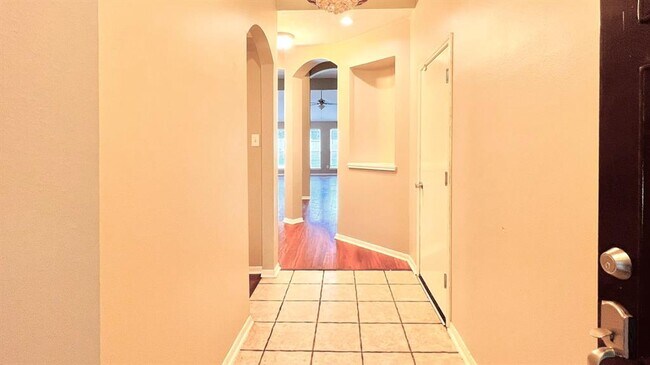 Foto del edificio - 18030 Broadbluff Ln