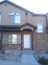 Building Photo - 1562 W 300 S