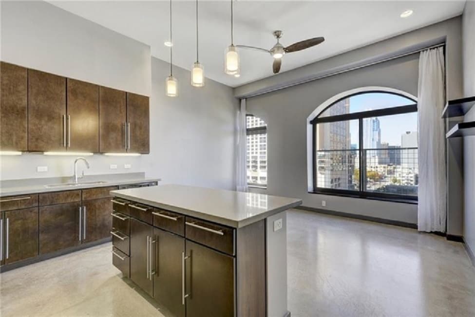 Primary Photo - Apartment for Rent