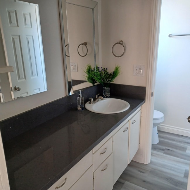 Foto del edificio - 4901 Heil Ave