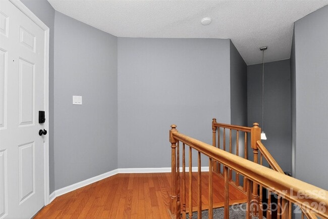 Building Photo - 6510 Clavell Ln