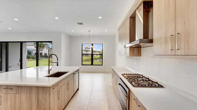 Foto del edificio - 8125 Crystal Downs Ave